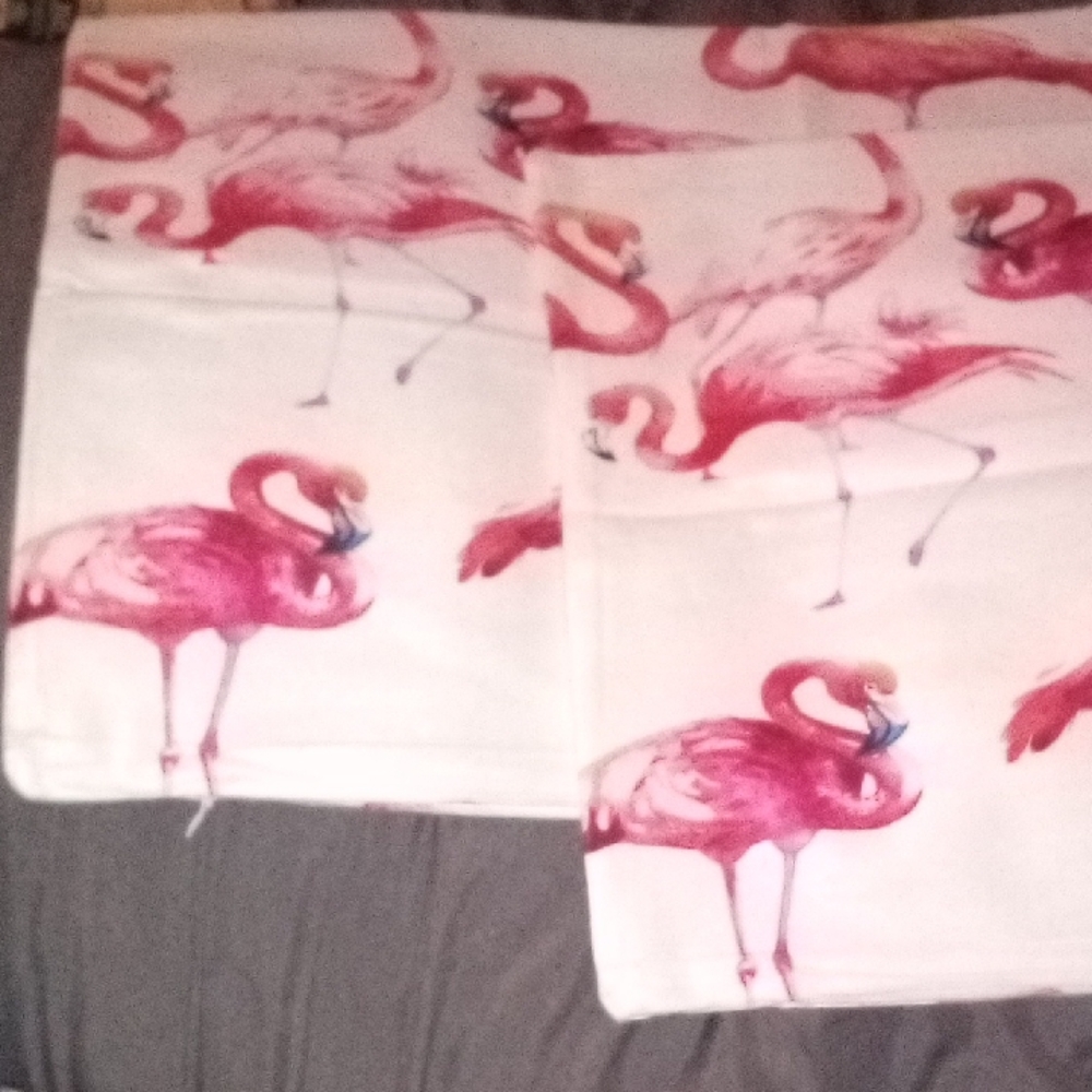 New! Flamingo Print Pillow Cases